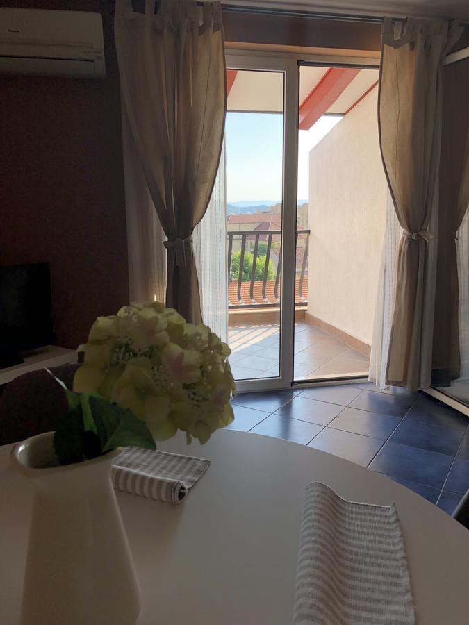 Apartment City View ชิเบนิก ภายนอก รูปภาพ
